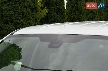Внедорожник / Кроссовер Land Rover Freelander 2012 в 