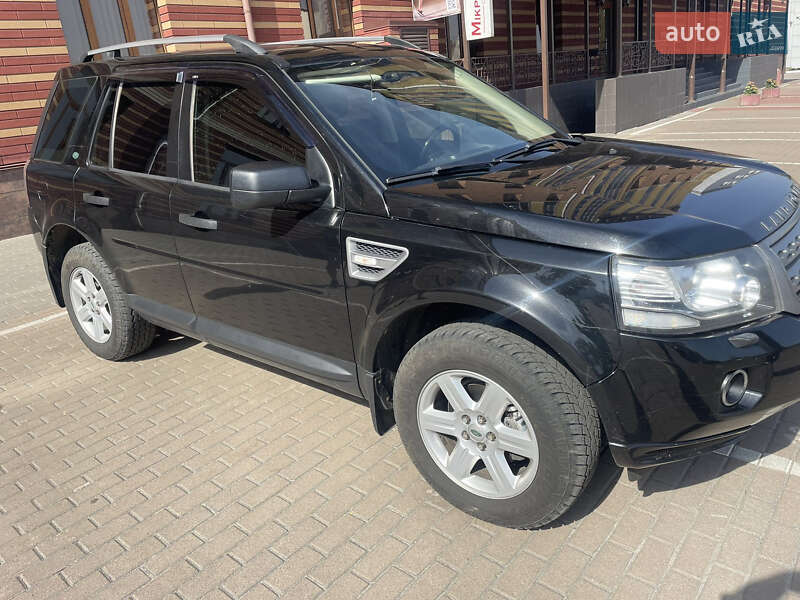 Позашляховик / Кросовер Land Rover Freelander 2013 в Києві