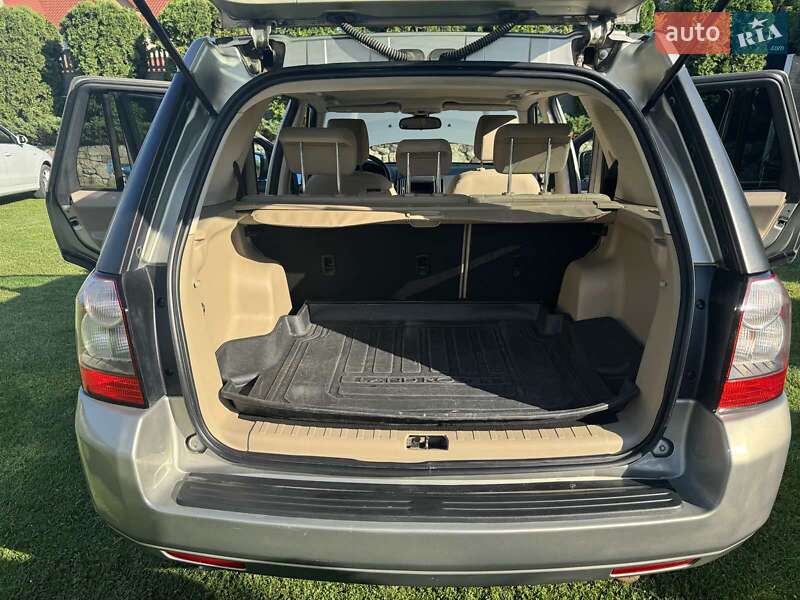 Внедорожник / Кроссовер Land Rover Freelander 2011 в Золочеве