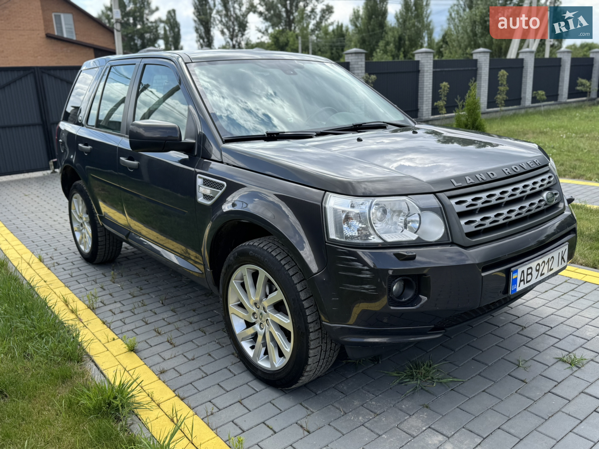 2012 Land Rover Freelander - мініатюра 12