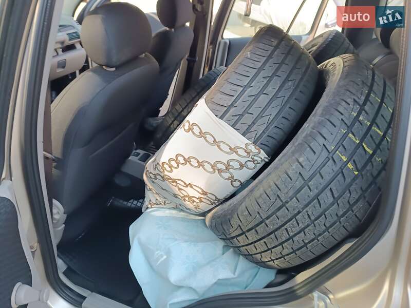 Внедорожник / Кроссовер Land Rover Freelander 1998 в Киеве