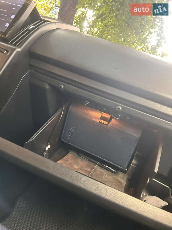 Позашляховик / Кросовер Land Rover Freelander 2009 в Києві