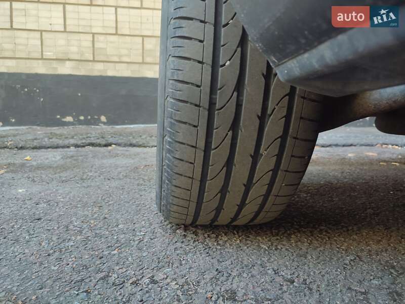 Внедорожник / Кроссовер Land Rover Freelander 2008 в Умани