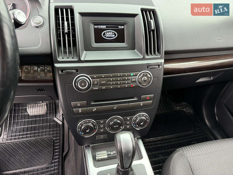 Позашляховик / Кросовер Land Rover Freelander 2013 в Києві