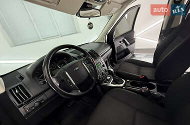 Внедорожник / Кроссовер Land Rover Freelander 2011 в 