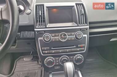 Внедорожник / Кроссовер Land Rover Freelander 2013 в 