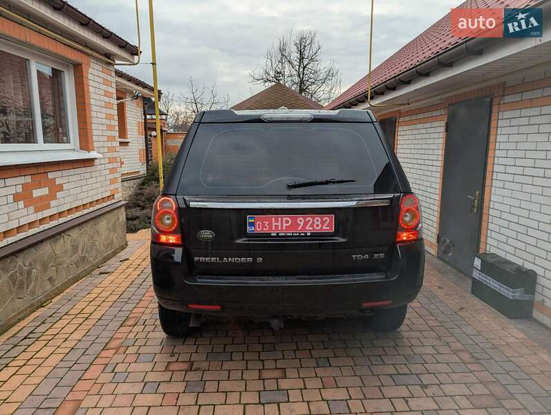 Позашляховик / Кросовер Land Rover Freelander 2014 в Бурині