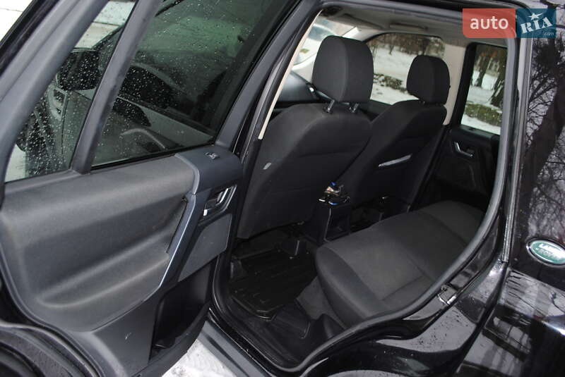 Позашляховик / Кросовер Land Rover Freelander 2012 в Острозі фото 10 Позашляховик / Кросовер Land Rover Freelander 2012 в Острозі