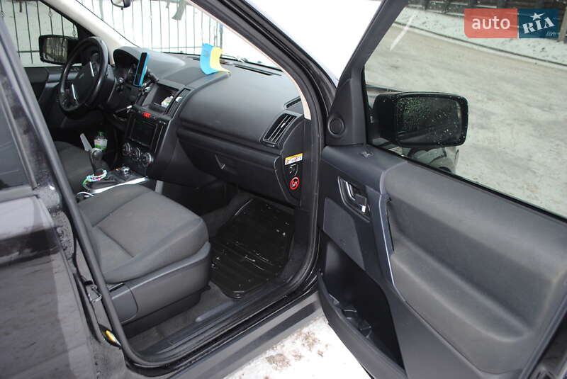 Позашляховик / Кросовер Land Rover Freelander 2012 в Острозі фото 14 Позашляховик / Кросовер Land Rover Freelander 2012 в Острозі