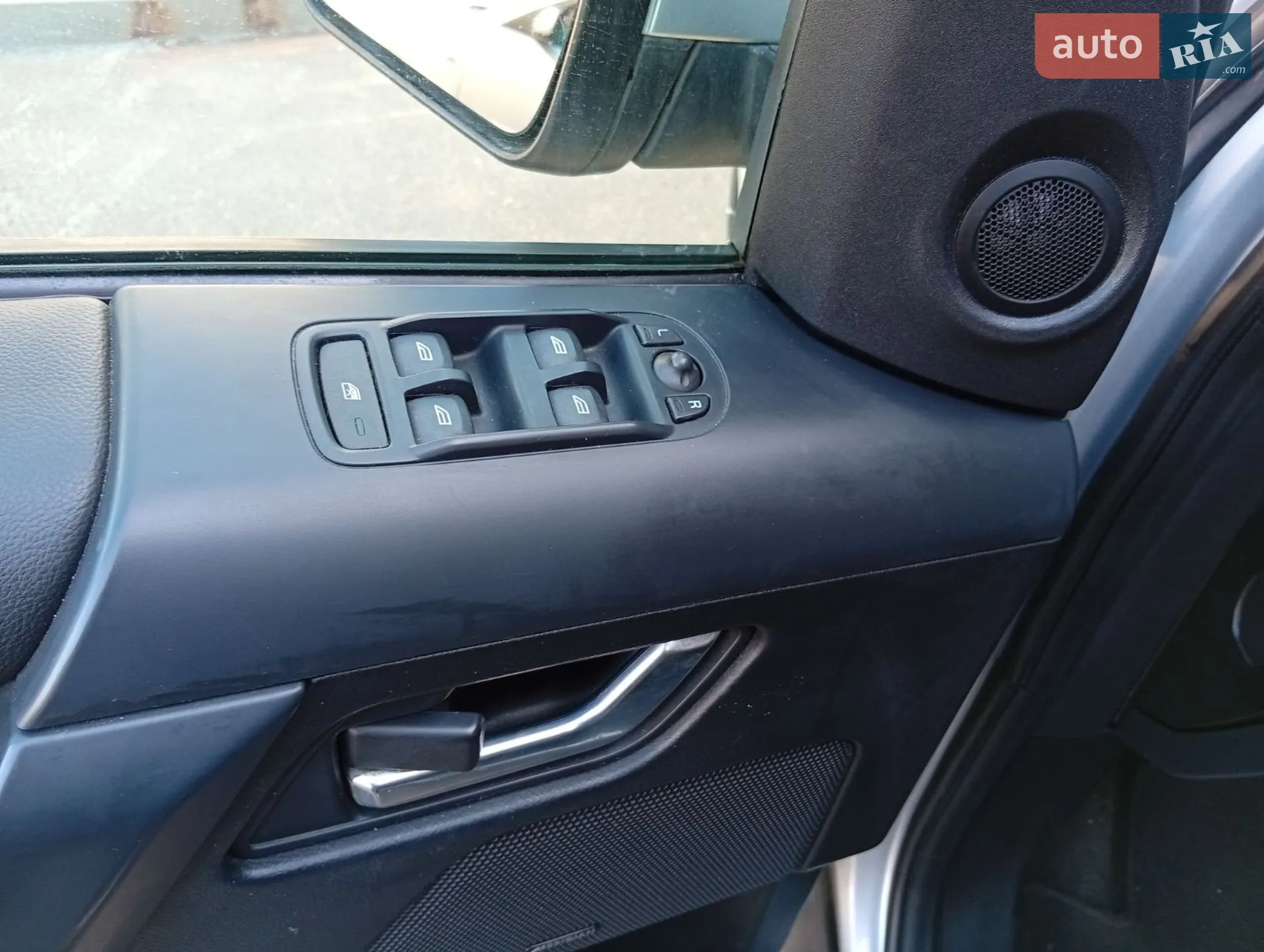 2013 Land Rover Freelander - мініатюра 31