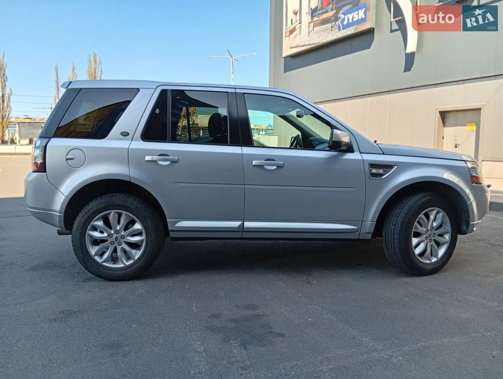 2013 Land Rover Freelander - мініатюра 2