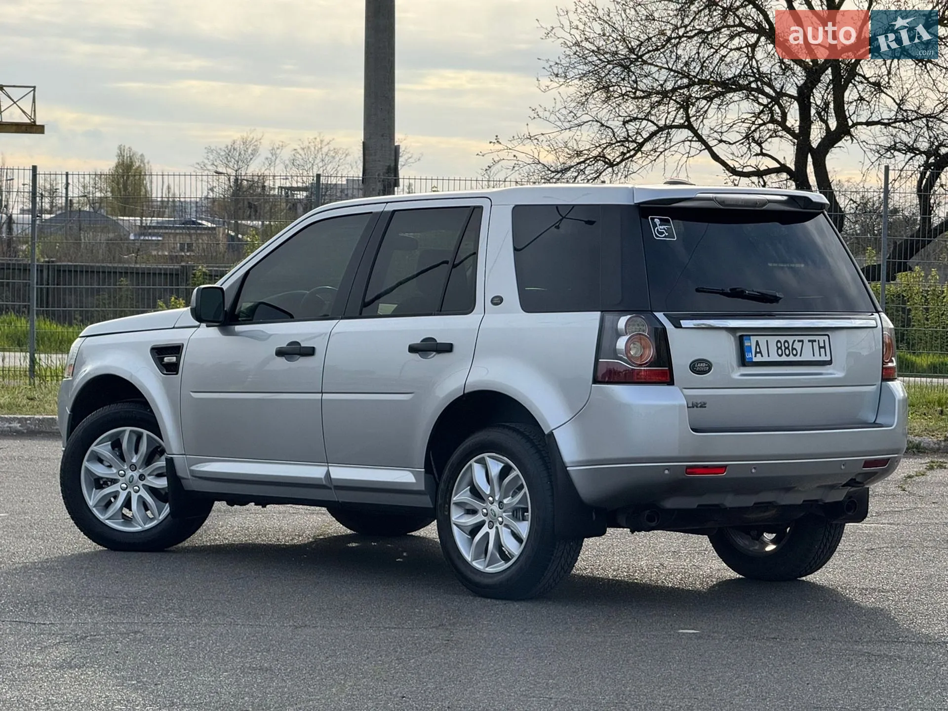 2014 Land Rover Freelander - мініатюра 16