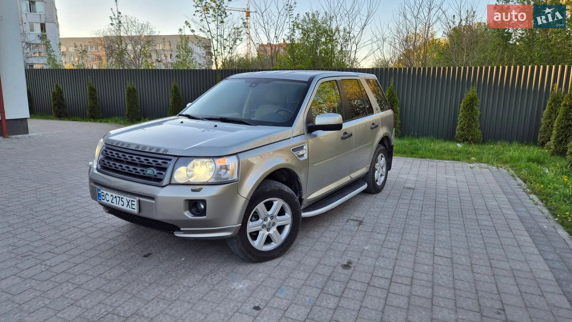 2011 Land Rover Freelander - мініатюра 2