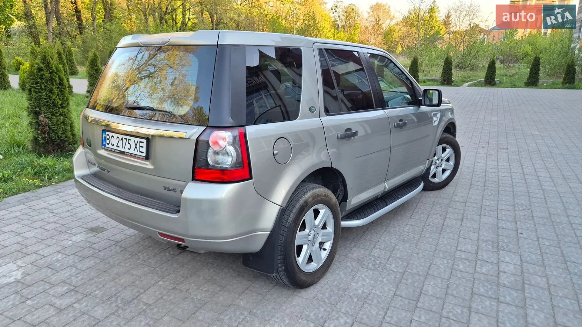 2011 Land Rover Freelander - мініатюра 25