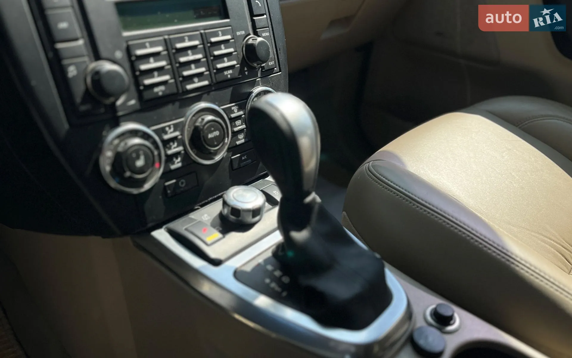 2011 Land Rover Freelander - мініатюра 14
