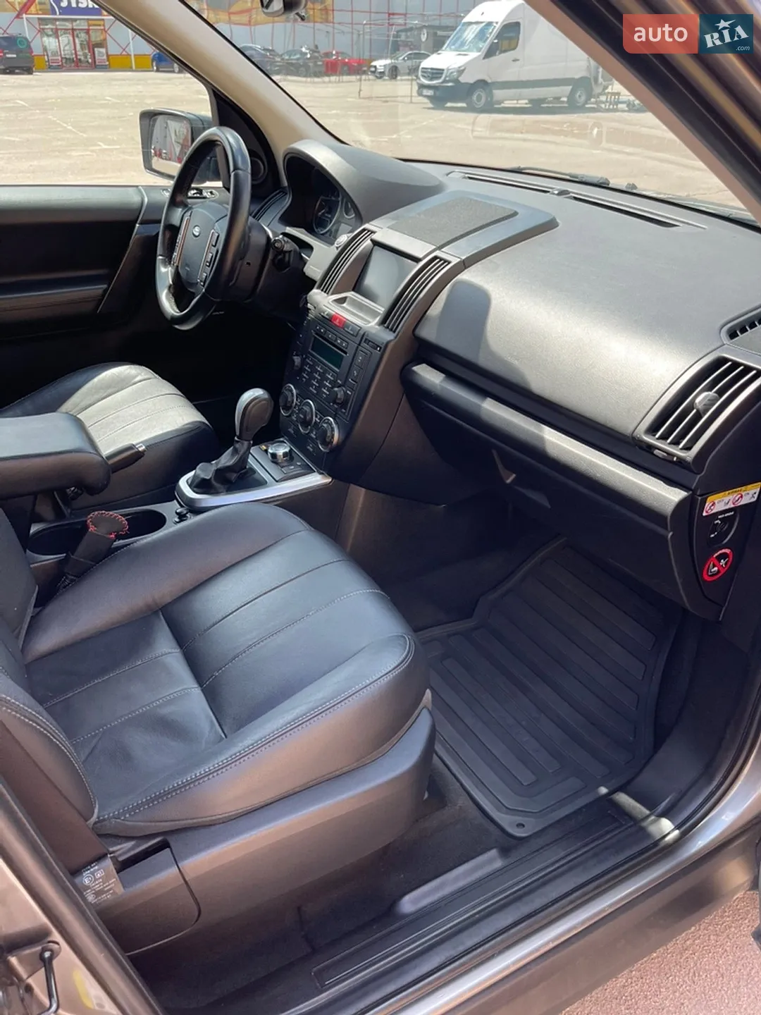 2010 Land Rover Freelander - мініатюра 11