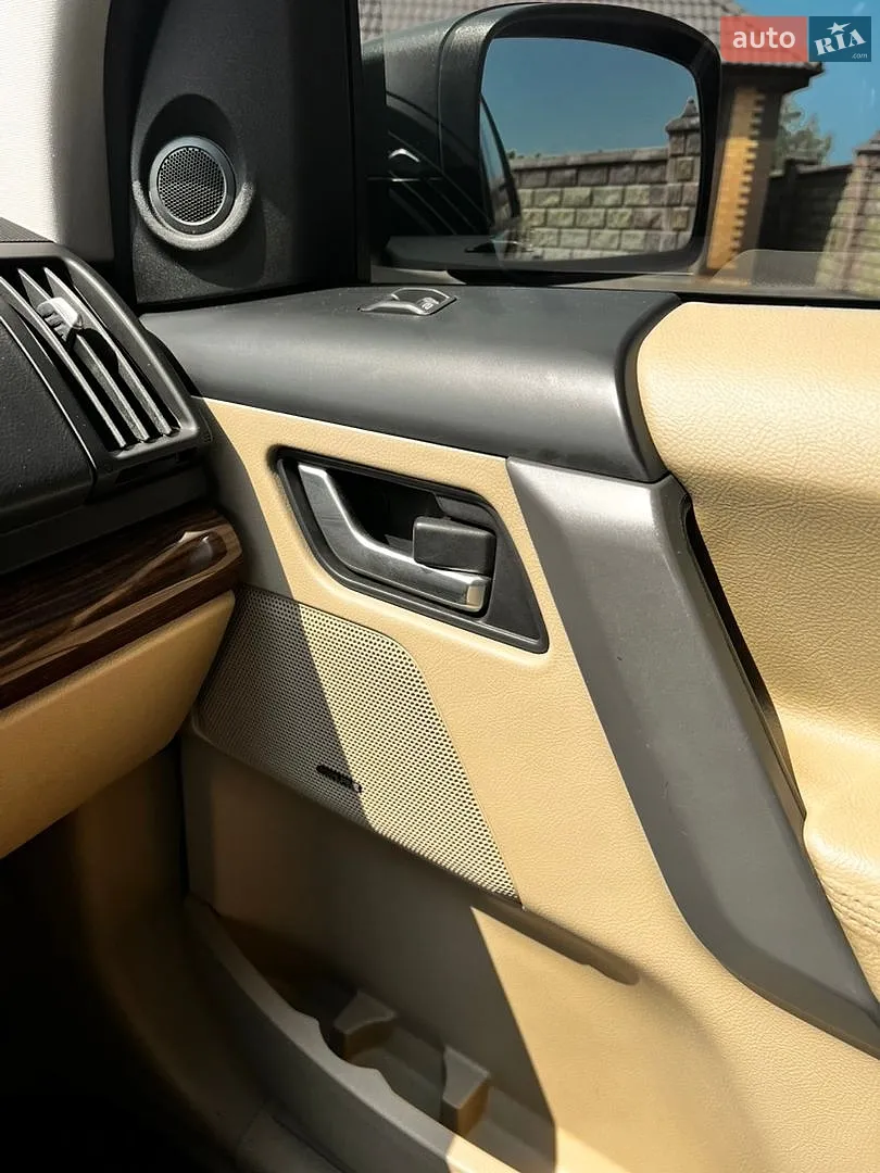 2010 Land Rover Freelander - мініатюра 13