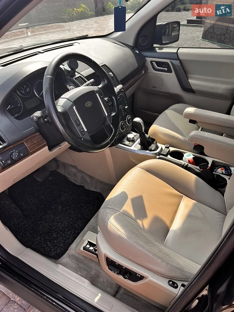 2010 Land Rover Freelander - мініатюра 16