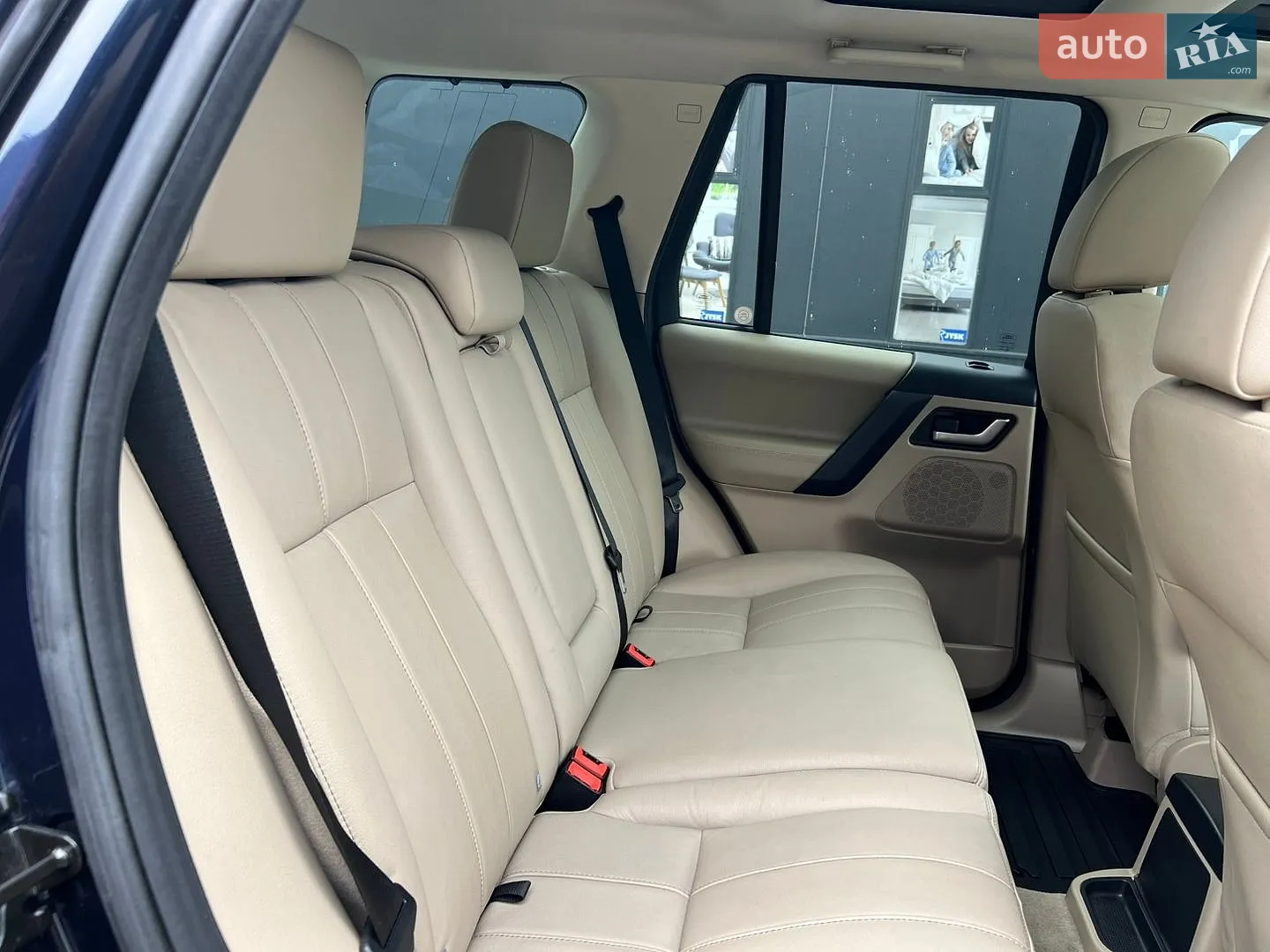 2014 Land Rover Freelander - мініатюра 24