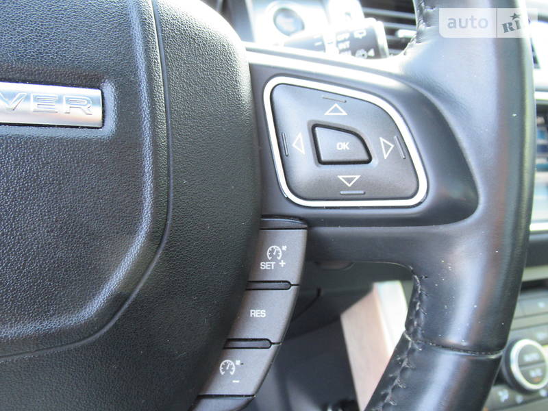 Внедорожник / Кроссовер Land Rover Range Rover Evoque 2015 в Киеве