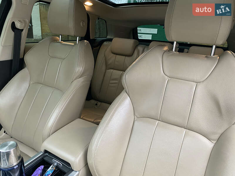 Внедорожник / Кроссовер Land Rover Range Rover Evoque 2016 в Ужгороде
