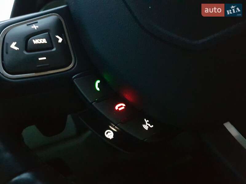 Внедорожник / Кроссовер Land Rover Range Rover Evoque 2014 в Жмеринке фото 162 Внедорожник / Кроссовер Land Rover Range Rover Evoque 2014 в Жмеринке