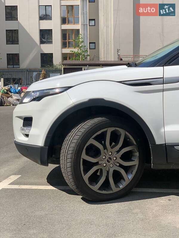 Внедорожник / Кроссовер Land Rover Range Rover Evoque 2015 в Ирпене