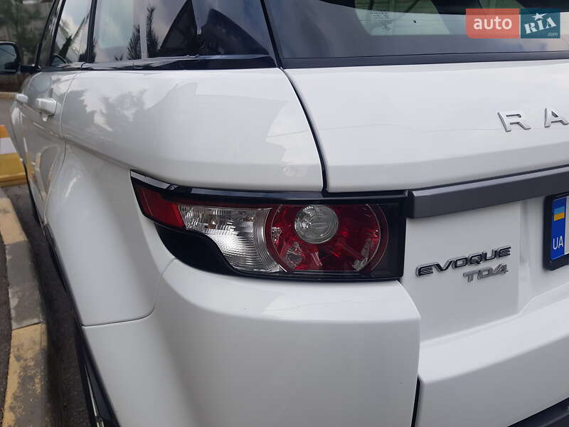 Внедорожник / Кроссовер Land Rover Range Rover Evoque 2014 в Харькове