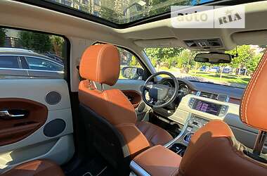Внедорожник / Кроссовер Land Rover Range Rover Evoque 2012 в 