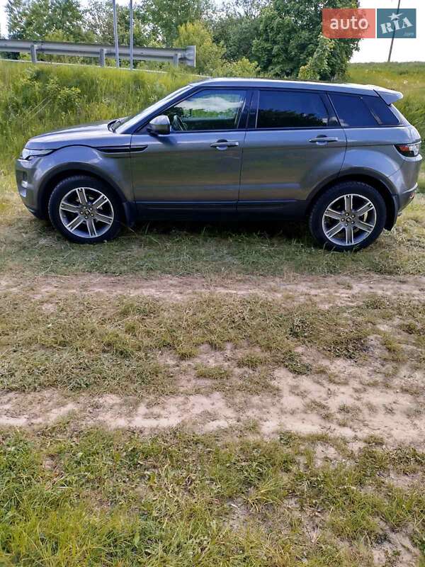 Внедорожник / Кроссовер Land Rover Range Rover Evoque 2015 в Ровно