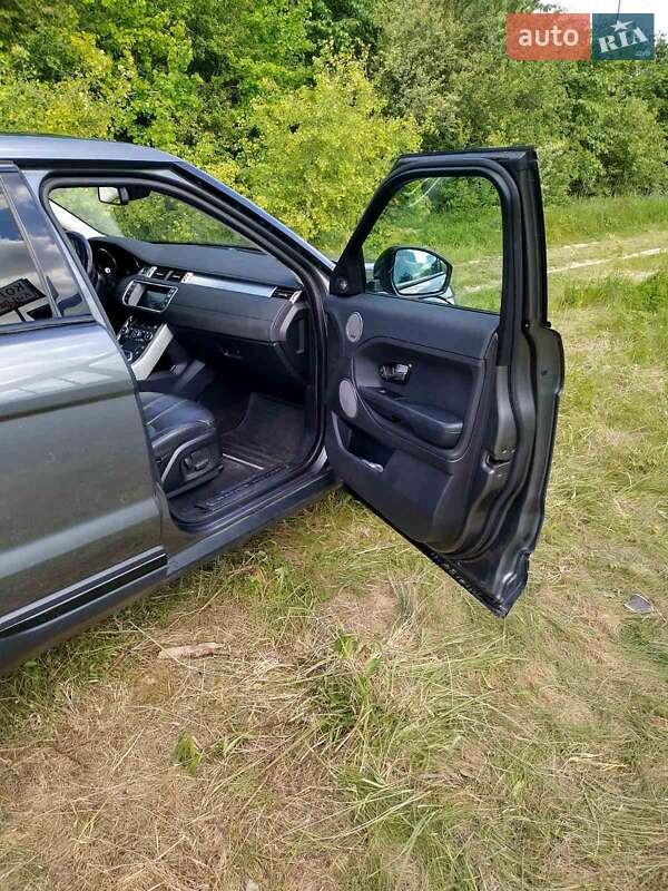 Внедорожник / Кроссовер Land Rover Range Rover Evoque 2015 в Ровно