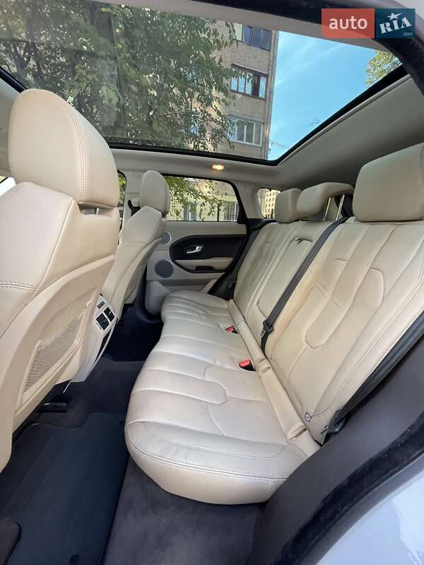 Внедорожник / Кроссовер Land Rover Range Rover Evoque 2015 в Киеве