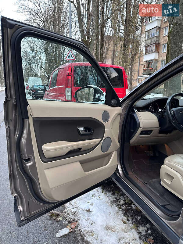 Позашляховик / Кросовер Land Rover Range Rover Evoque 2014 в Києві фото 44 Позашляховик / Кросовер Land Rover Range Rover Evoque 2014 в Києві