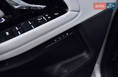Внедорожник / Кроссовер Land Rover Range Rover Evoque 2021 в 