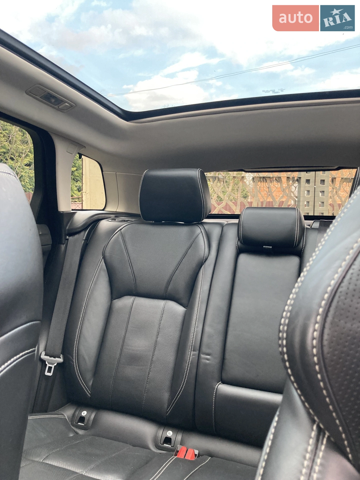 2018 Land Rover Range Rover Evoque - мініатюра 28