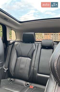 Внедорожник / Кроссовер Land Rover Range Rover Evoque 2018 в 