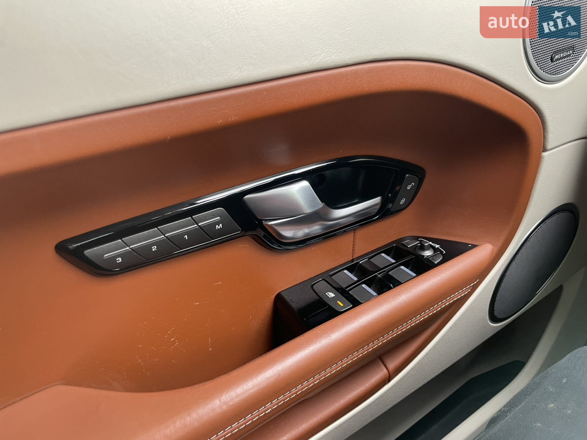 2015 Land Rover Range Rover Evoque - мініатюра 2