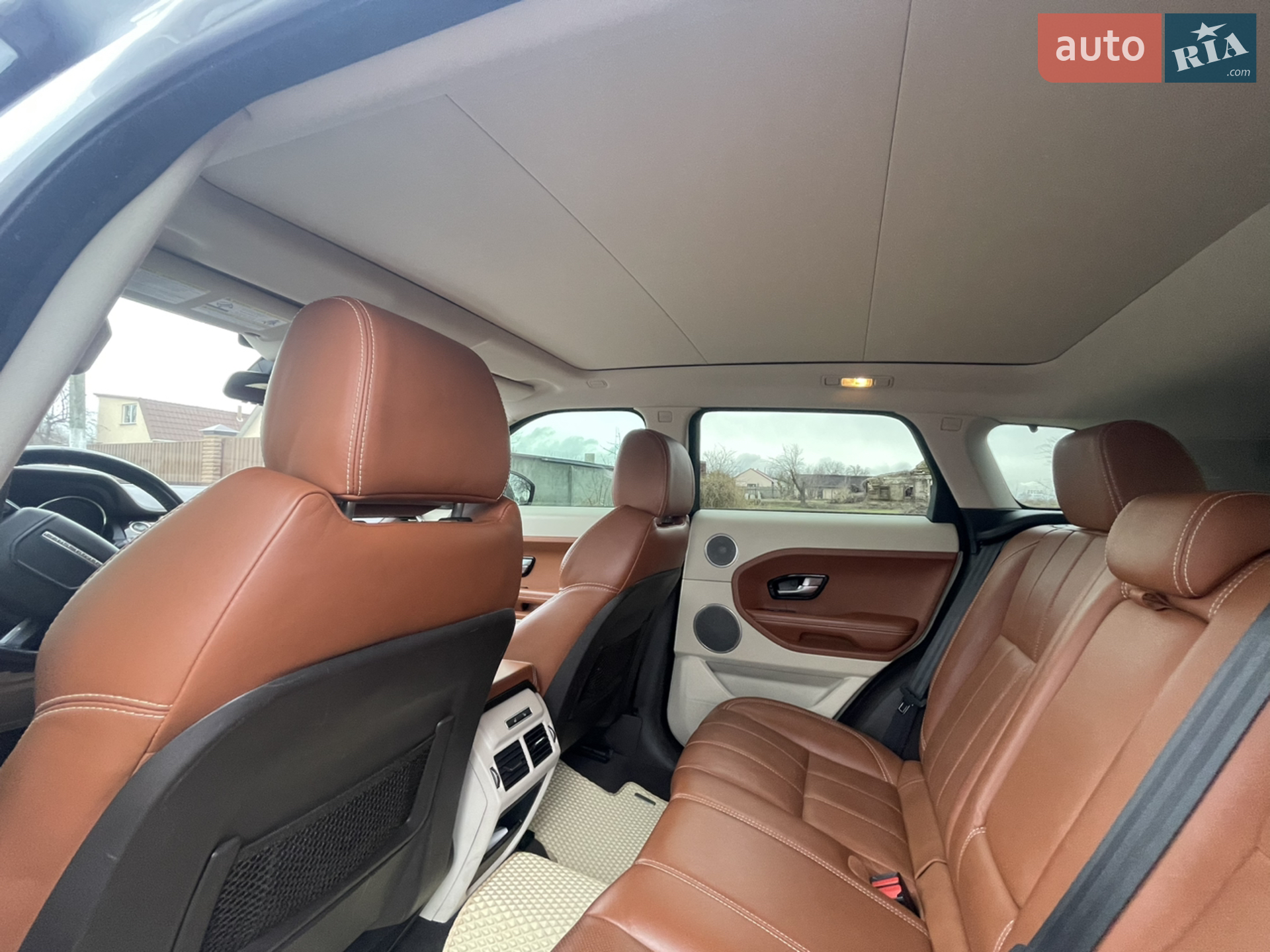 2015 Land Rover Range Rover Evoque - мініатюра 12