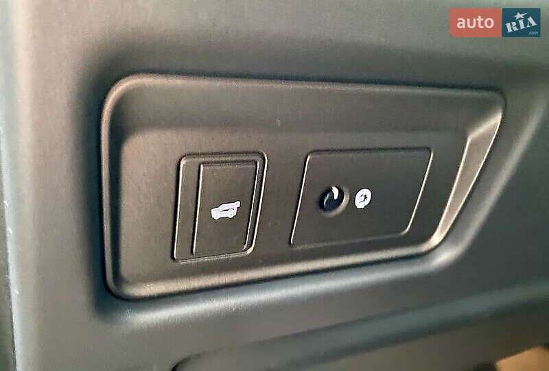 Позашляховик / Кросовер Land Rover Range Rover Evoque 2018 в Києві