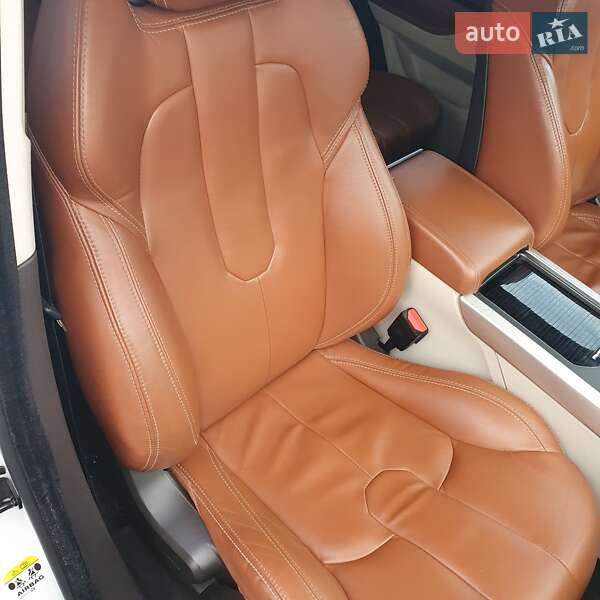 Позашляховик / Кросовер Land Rover Range Rover Evoque 2012 в Ізмаїлі