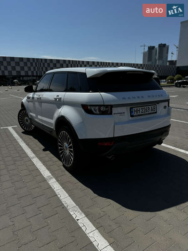 Внедорожник / Кроссовер Land Rover Range Rover Evoque 2015 в Одессе фото 6 Внедорожник / Кроссовер Land Rover Range Rover Evoque 2015 в Одессе