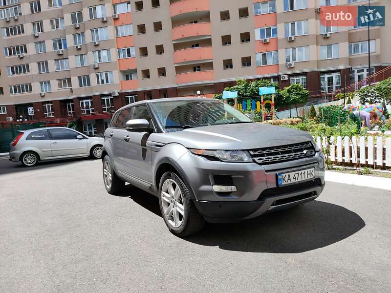 Внедорожник / Кроссовер Land Rover Range Rover Evoque 2013 в 
