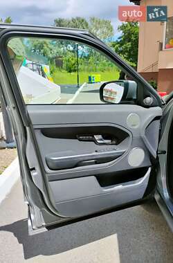 Внедорожник / Кроссовер Land Rover Range Rover Evoque 2013 в 