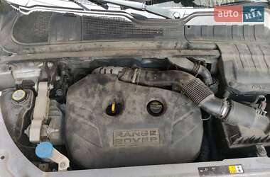 Внедорожник / Кроссовер Land Rover Range Rover Evoque 2013 в 