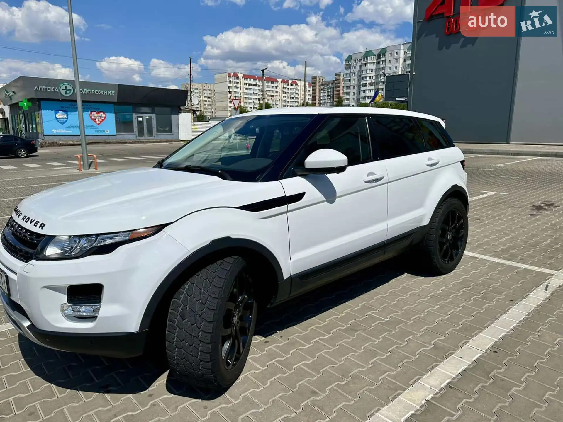 2015 Land Rover Range Rover Evoque - мініатюра 16