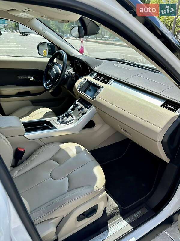 Внедорожник / Кроссовер Land Rover Range Rover Evoque 2015 в Одессе