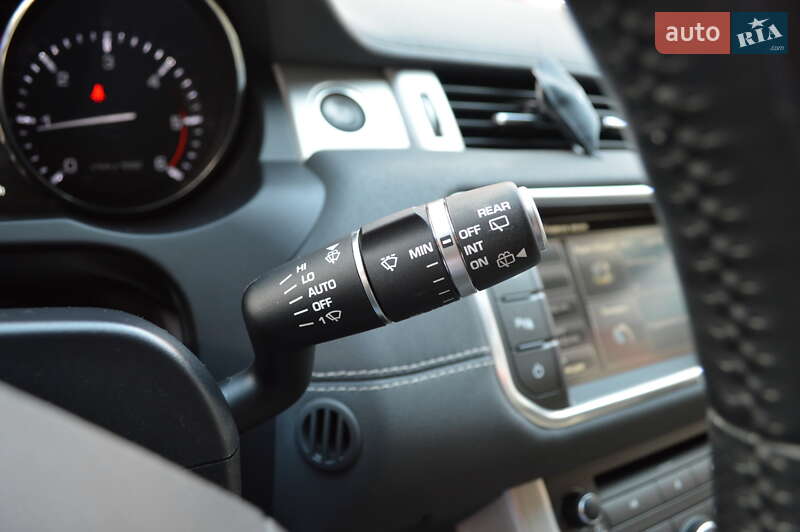 Позашляховик / Кросовер Land Rover Range Rover Evoque 2015 в Львові