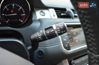 Внедорожник / Кроссовер Land Rover Range Rover Evoque 2015 в 