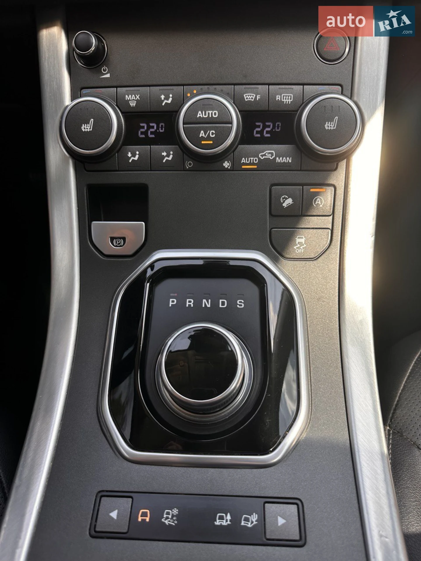 2016 Land Rover Range Rover Evoque - мініатюра 18