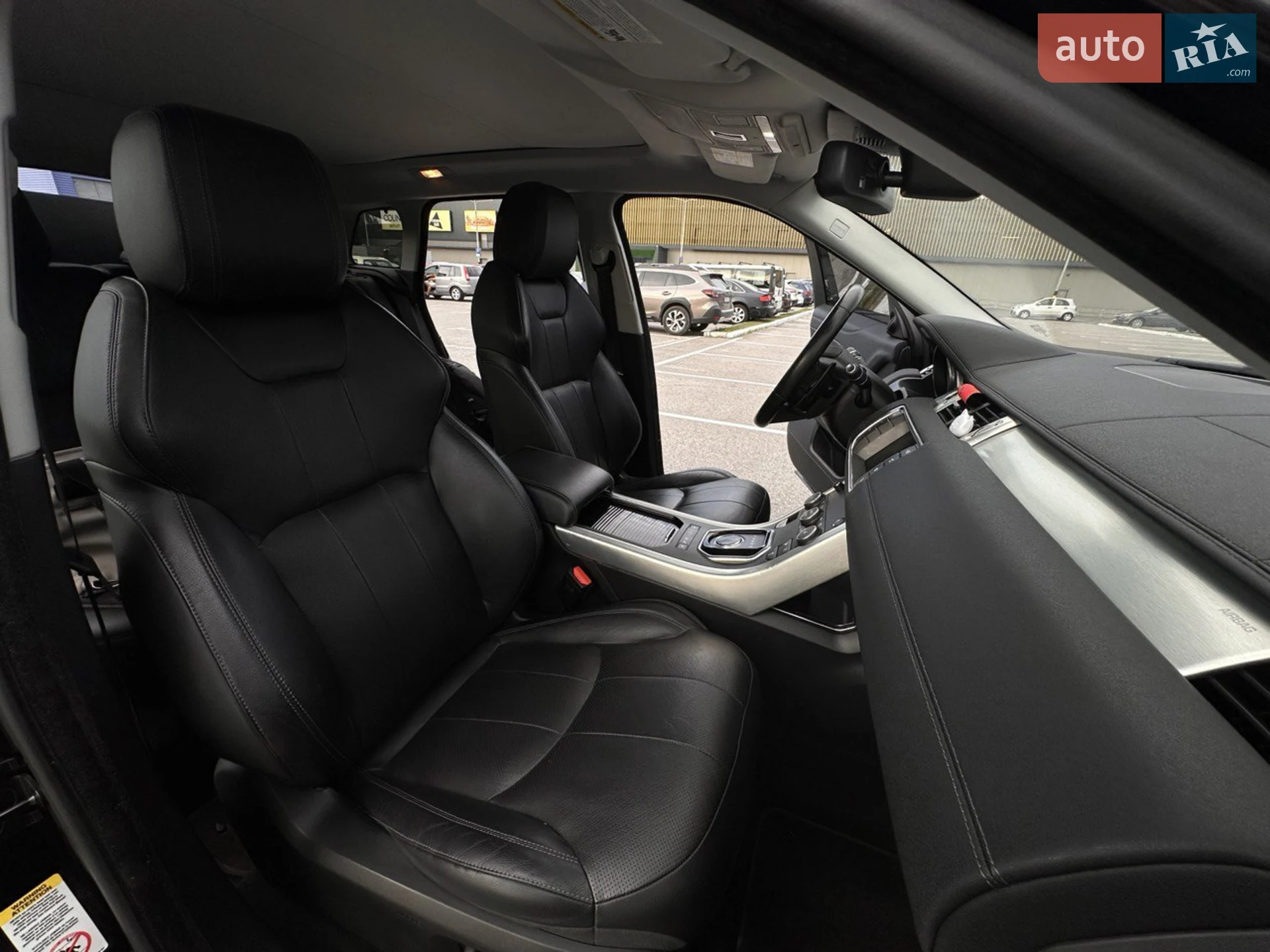 2016 Land Rover Range Rover Evoque - мініатюра 25